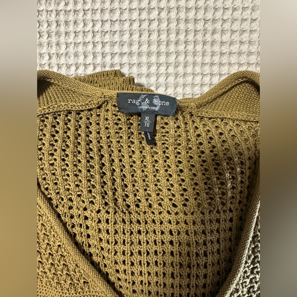 Women's rag & bone army green sweater sz. XL